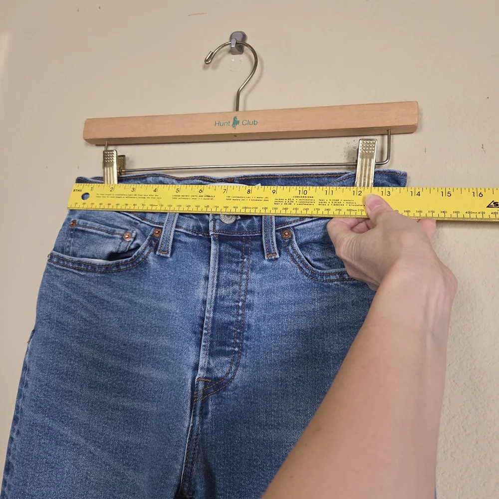 Levi's Wedgie Straight High Rise Blue Jeans Cut Off Mininalist 90s